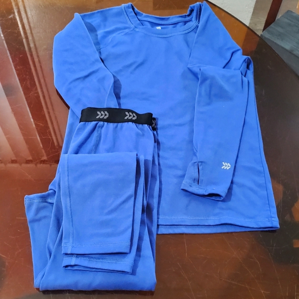 All-in-Motion winter baselayer set girls 10/12 blue with finger holes